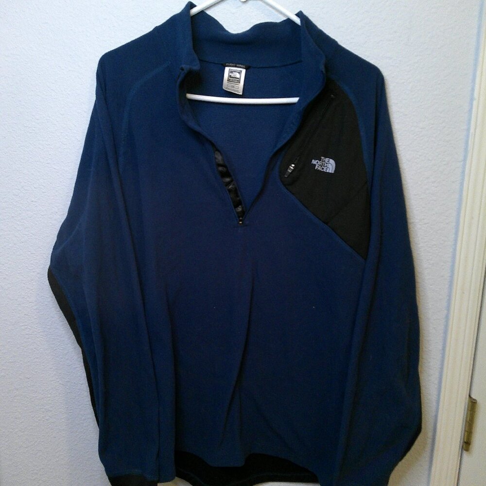 The North Face fleece top mens large